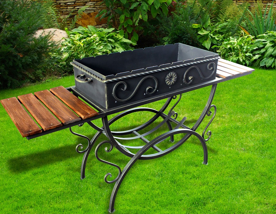 Преимущества и особенности кованых мангалов