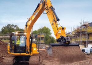 Преимущества аренды экскаватора