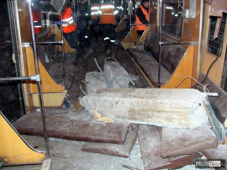 Аварии в  московском метро: на  ошибках НЕ учимся или как это было в 2006 году.