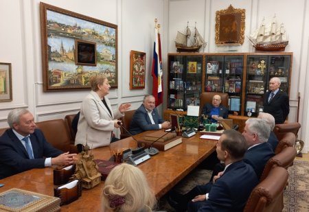 «Министру» иностранных дел стройкомплекса Москвы исполнилось 100 лет