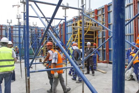 Строительные нормы и правила: прописать и исполнять не всегда получается