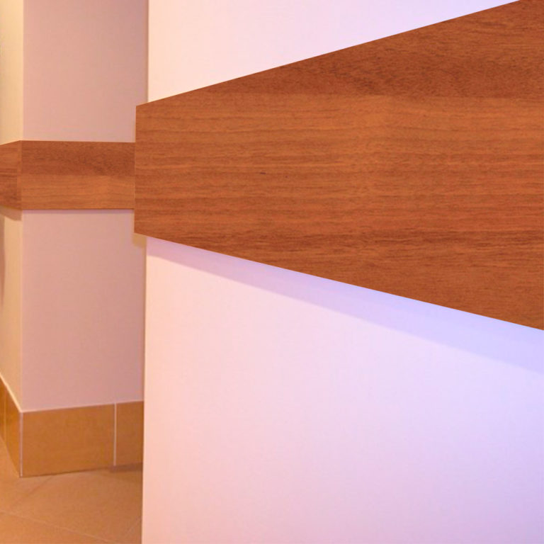 Отбойная доска из ДСП / ЛДСП: Экономное и безопасное решение для защиты стен