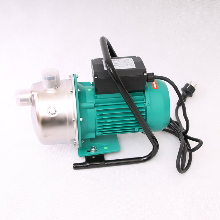 Самовсасывающие насосы: как они работают и где применяются