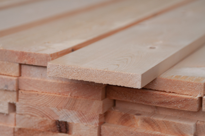 Доска строганная: Надежность и красота природного материала