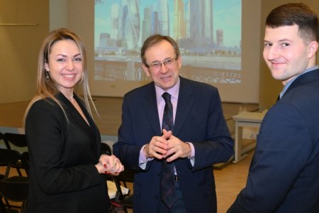 Строительство комплекса «Москва-Сити» запечатлен в уникальной книге