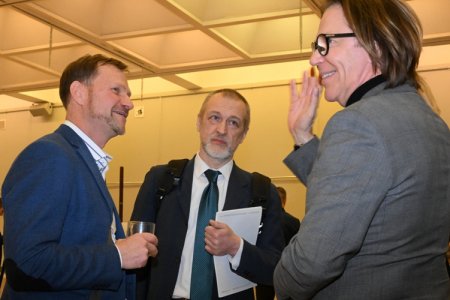 Строительство комплекса «Москва-Сити» запечатлен в уникальной книге