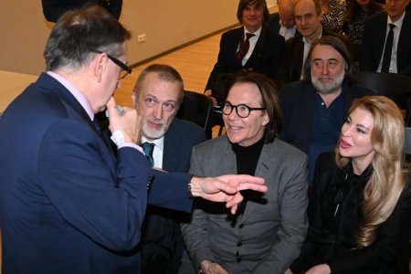 Строительство комплекса «Москва-Сити» запечатлен в уникальной книге