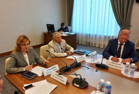 Минстрой: работа с молодежью продолжается.