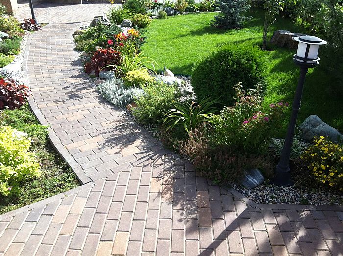 Тротуарная плитка в ландшафтном дизайне: как создать стильный и удобный участок