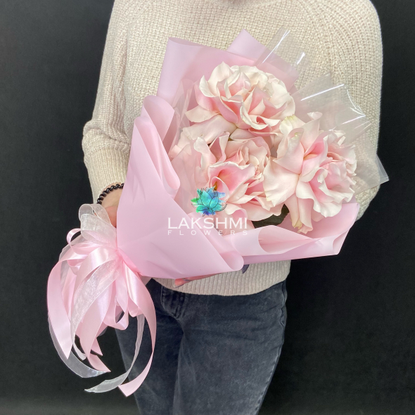 Купить букет из французских роз: изысканный подарок для особого случая