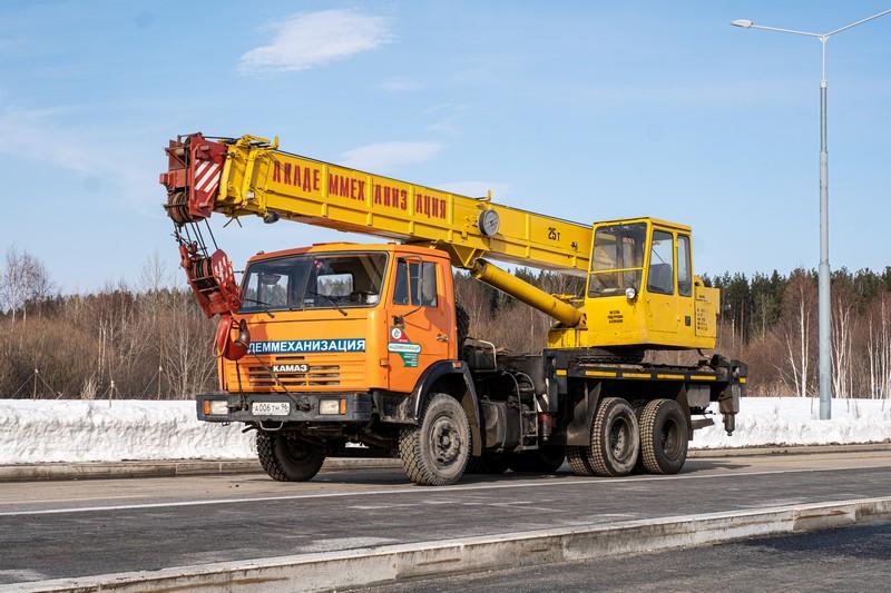 Аренда автокрана: выгодное решение для строительных и монтажных работ