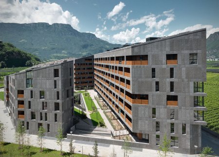 Что на нас наступает с Востока