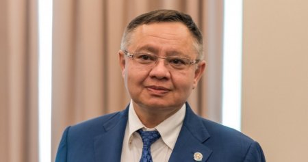 С Днем строителя!