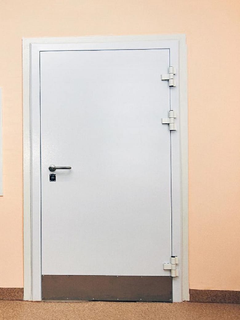 Рентгенозащитные двери: назначение, устройство и особенности эксплуатации