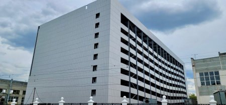 В Москве тысяча автомобилей обрели свой дом