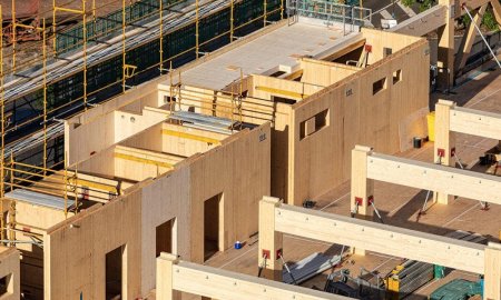 Деревянные многоквартирные дома – из дерева ли они?